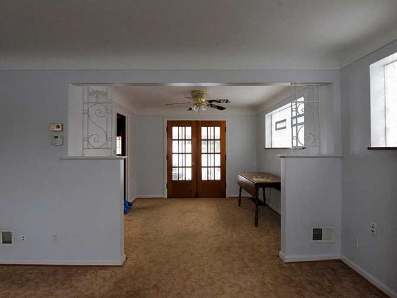 4th image of 561 S Delridge Dr