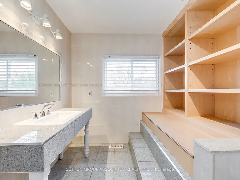 3564 Eglinton Ave W #2 — Photo 15