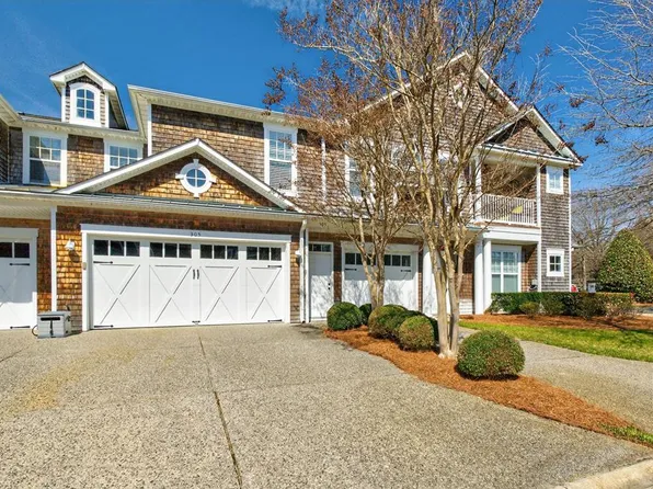 305 Troon Ct, Cape Charles, VA 23310