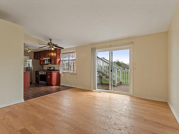 2nd image of 507 Buffalo Ct