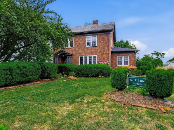 18697 Forest Rd, Lynchburg, VA 24502