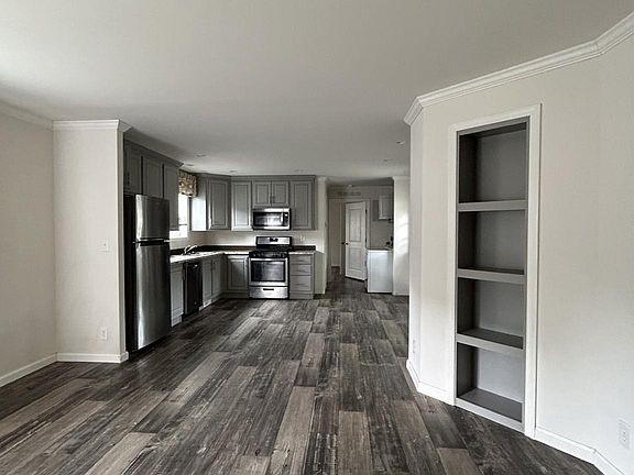 2nd image of 80 Longbow Ln