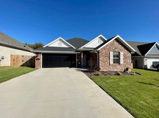 5804 SW Teppee Ave, Bentonville, AR 72713