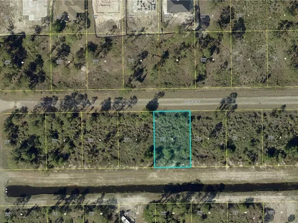 1110 Galileo St E, Lehigh Acres, FL 33974