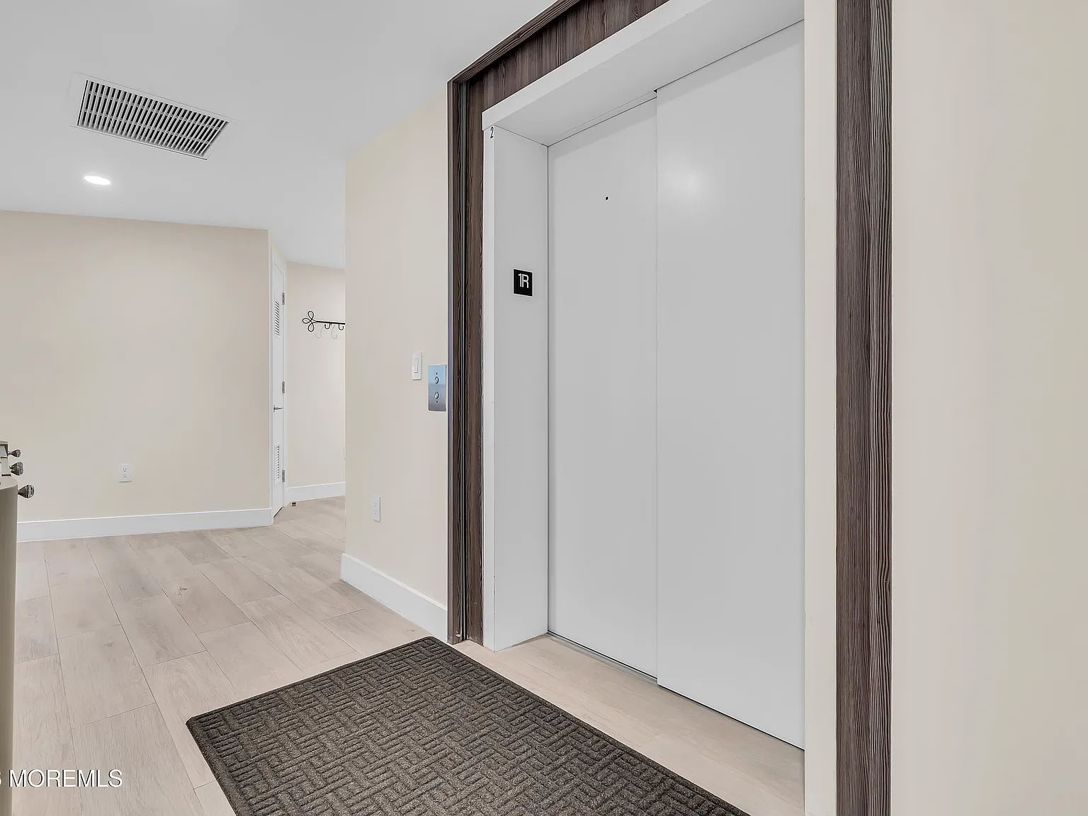 2 bed, 2.5 bath, 1771 sqft, $7,000 — Photo 3