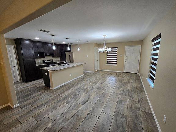5th image of 5821 Doctorado Dr