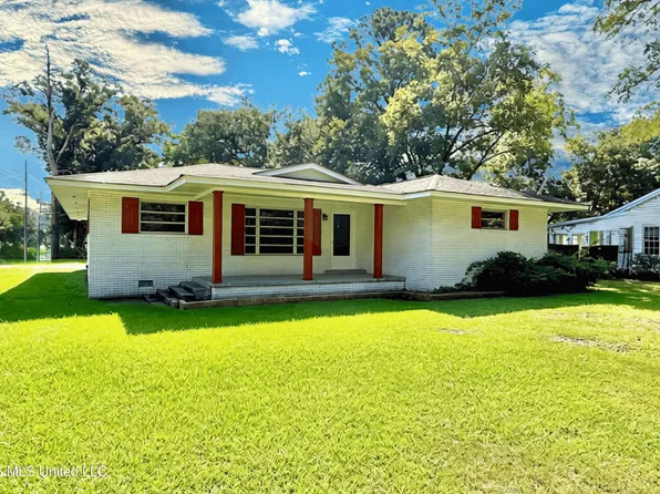 207 N Bennett St, Crystal Springs, MS 39059