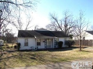 3517 Templeton St, Greenville, TX 75401