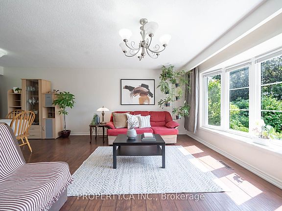 5th image of 2563 Bromsgrove Rd W