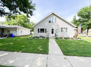 108 4th St NE, Fulda, MN 56131