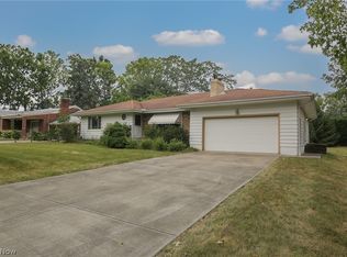 110 S Yorkshire Blvd, Austintown, OH