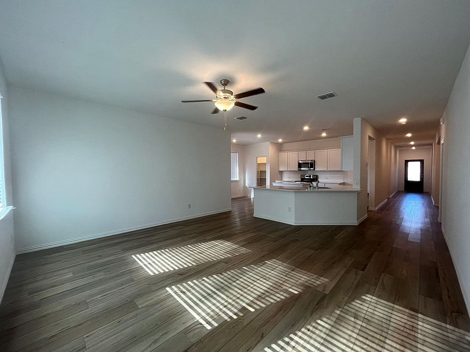 1st image of 1424 Woody Creek Trl