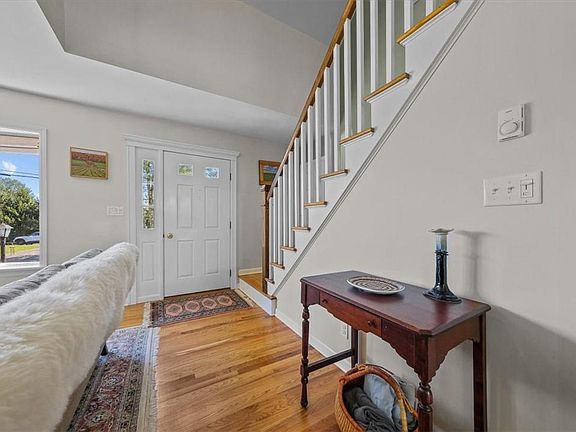 2nd image of 1346 Old Ford Road