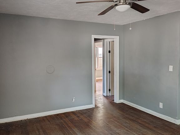 4th image of 624 Mulberry St