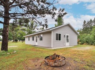 419 McKinley St SW, Staples, MN 56479