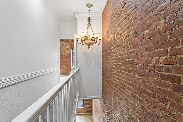 Sold by Compass | media 8