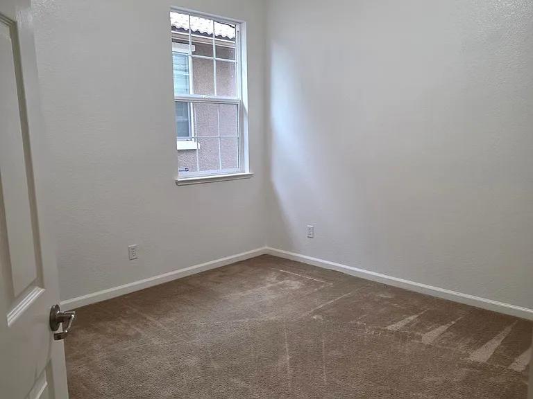 1815 Wind Ranch Rd #B — Photo 21