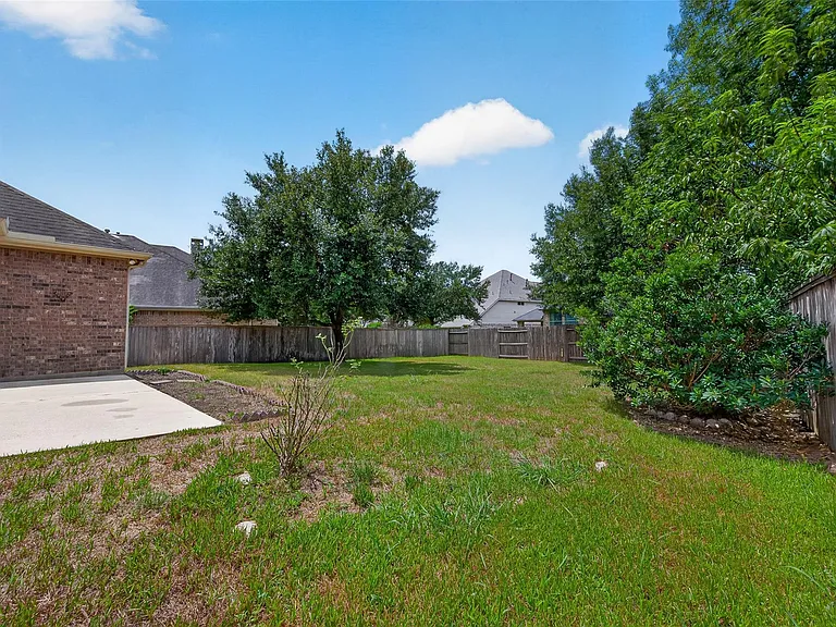 50 Vershire Cir — Photo 46
