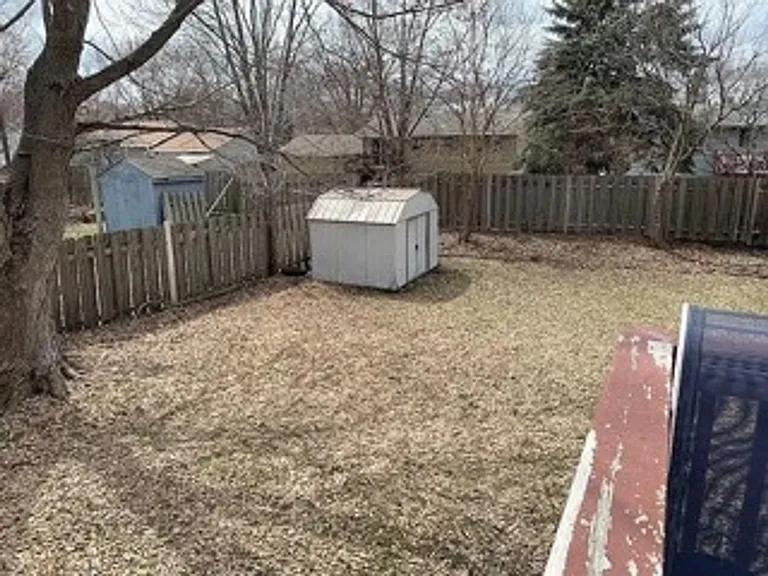 7501 Emerson Ave N — Photo 4