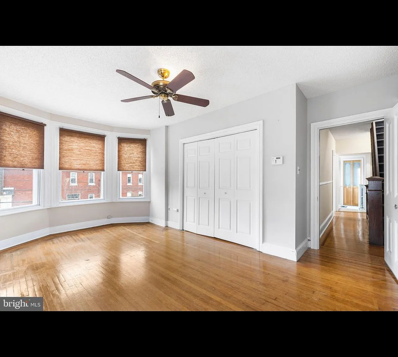 6 bed, 2752 sqft, $4,300 — Photo 3
