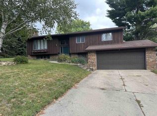 700 12th Ave, New Glarus, WI 53574