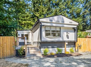 1527 Roy Rd, Freeland, WA 98249