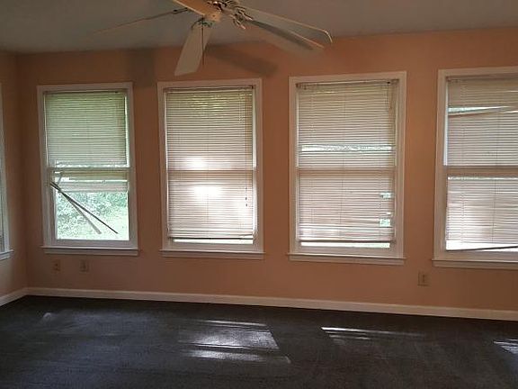 4th image of 6495 Revena Dr