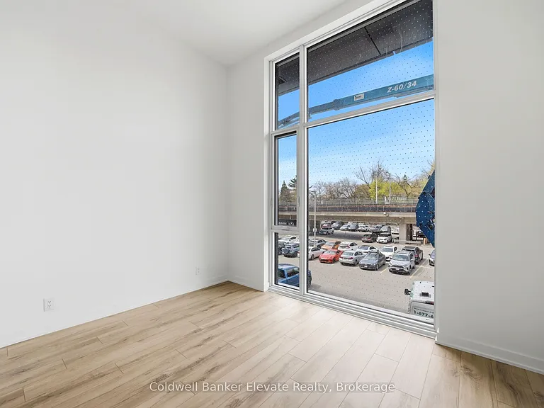 1660 Bloor St W #102 — Photo 9