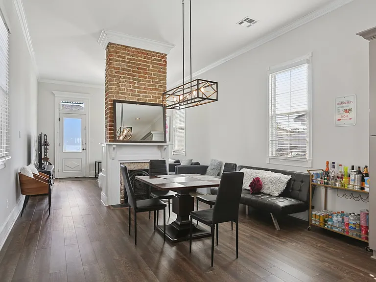 1102 Adams St — Photo 7