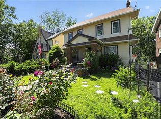 1066 Nela View Rd, Cleveland Heights, OH 44112