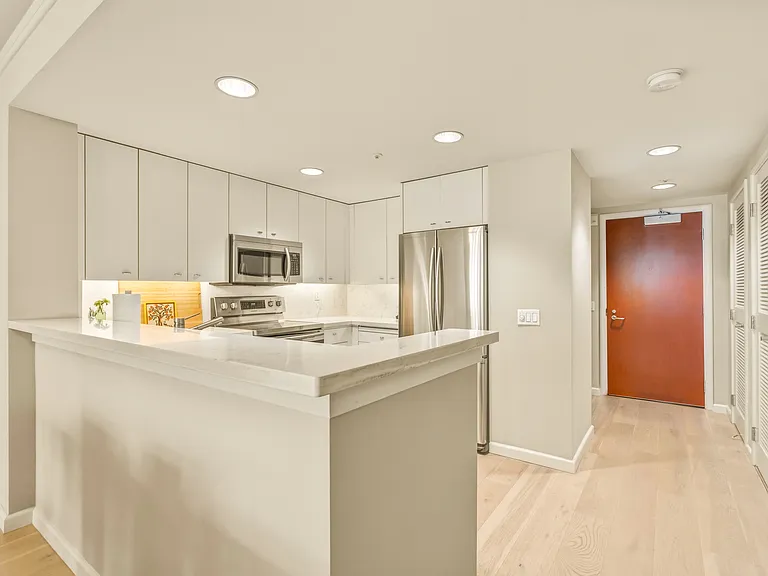 403 Main St #316N — Photo 10