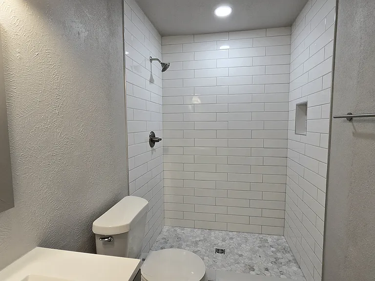 2813 Ripplewood Dr — Photo 17
