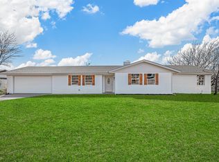 216 Vista Dr, Granbury, TX 76049
