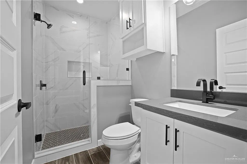3 bed, 1044 sqft, $1,350 — Photo 4
