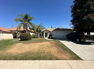 10612 Tivoli Ct, Bakersfield, CA 93311