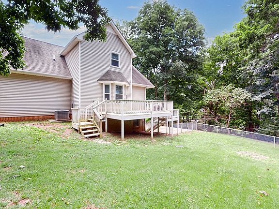 2nd image of 3510 Clearwater Dr