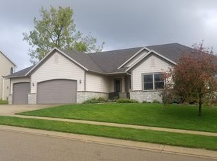 2365 Timberwood Ln SW, Rochester, MN 55902