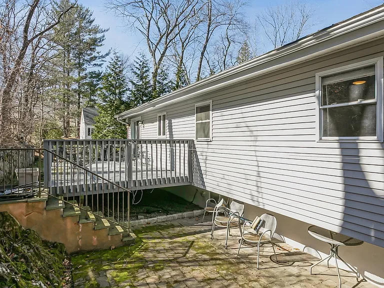 33 Brookside Pl — Photo 24