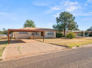 1211 E Lons St, Brownfield, TX 79316