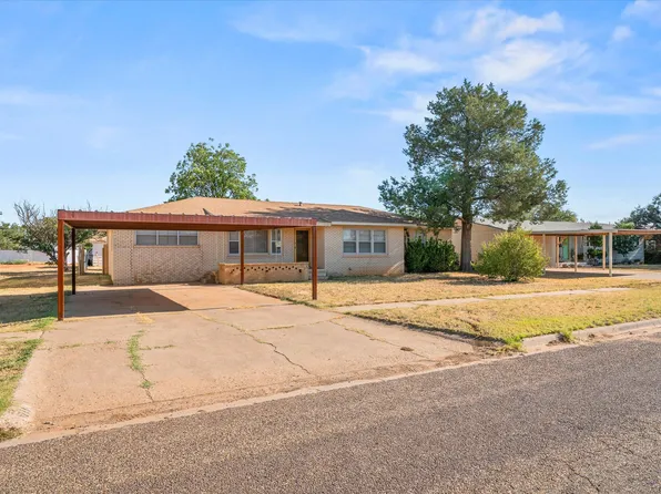 1211 E Lons St, Brownfield, TX 79316