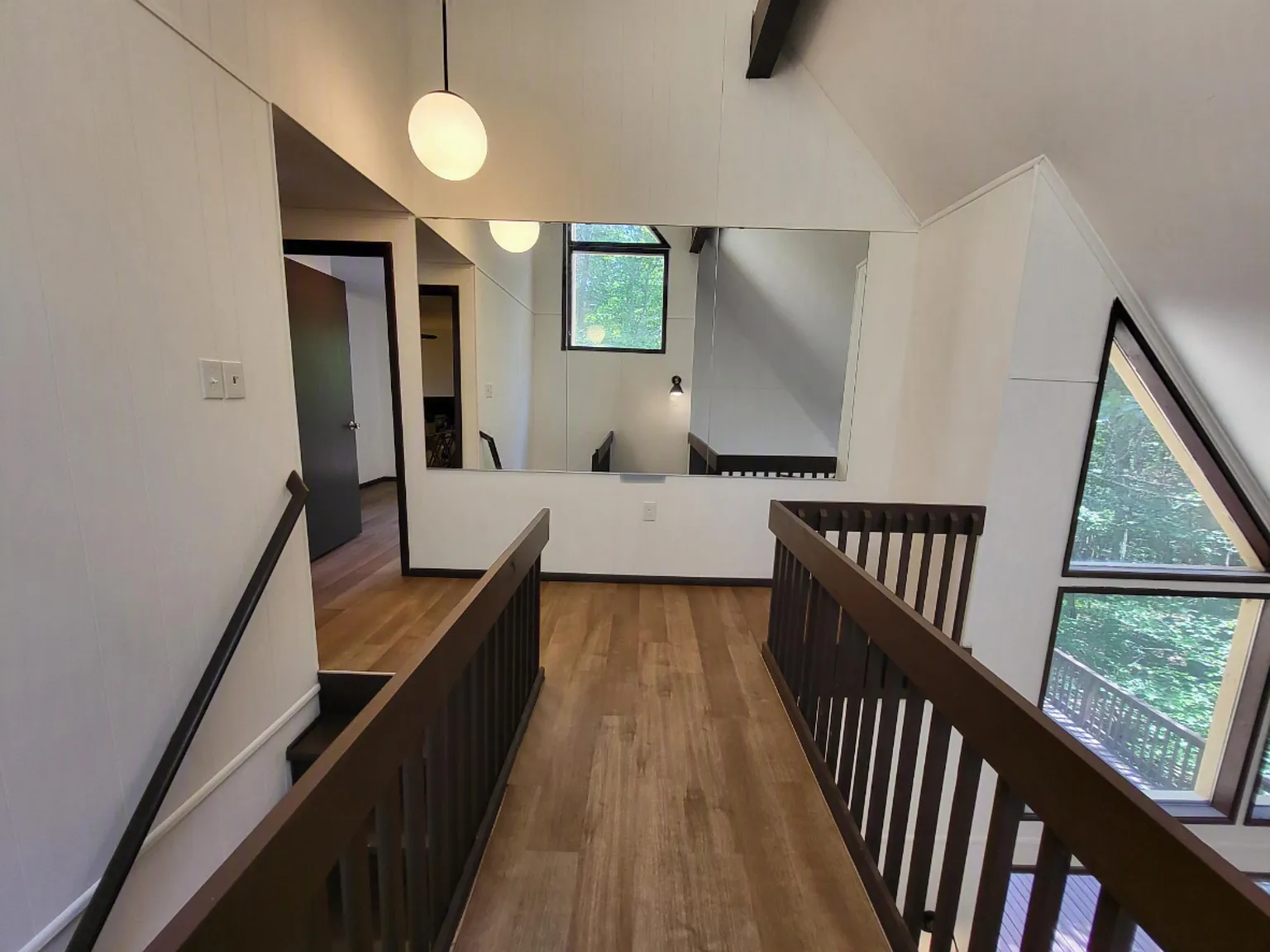 3 bed, 1424 sqft, $2,300 — Photo 3