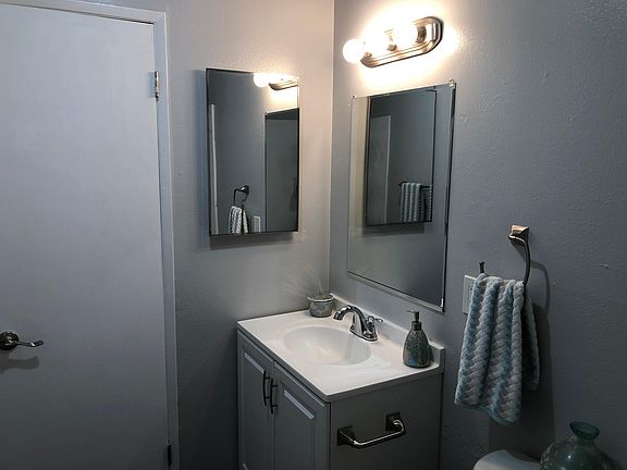 5th image of 10071 Lampson Ave APT 3