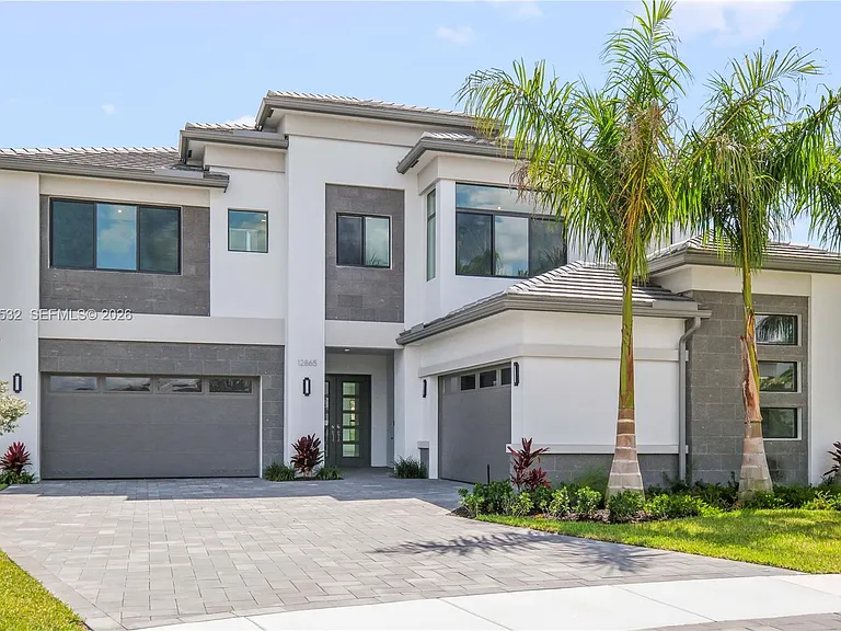 12865 Wingspan Ct — Photo 1