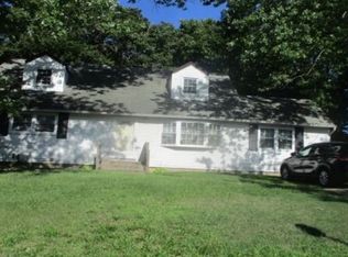 105 Paula Blvd, Selden, NY 11784