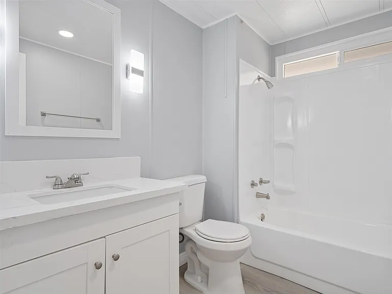 59521 Lafayette Rd — Photo 11