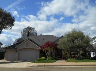 1556 Saint Andrews Dr, Redding, CA 96003