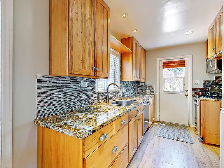 251 Avenida Rosa — Photo 12