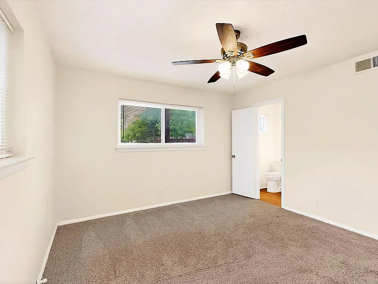 3632 Venice Dr — Photo 23