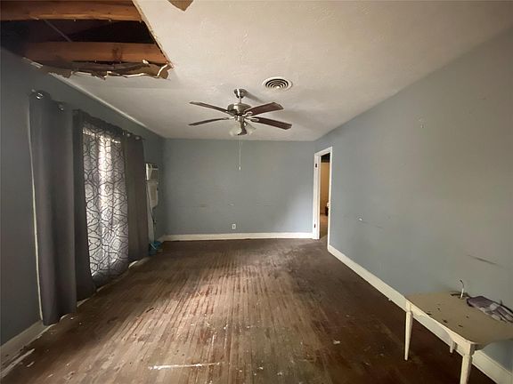 2nd image of 8514 Meadville St