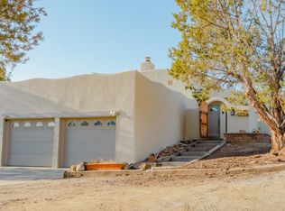 5301 Thomas Dr, Farmington, NM 87402